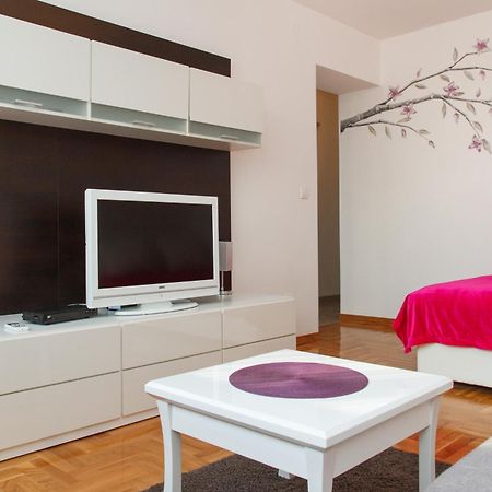 Stay In Apartments Белград Экстерьер фото
