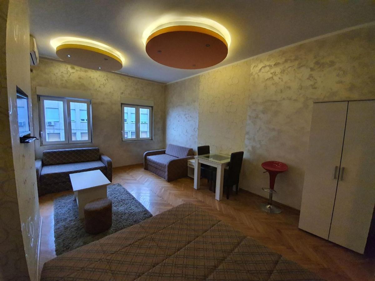 Stay In Apartments Белград Экстерьер фото